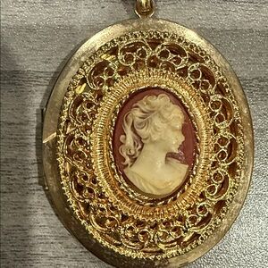 Elegant Gold Cameo Pendant